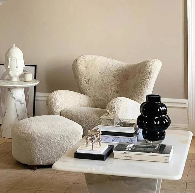 Medium Antique Cream Style Upholstered Chair