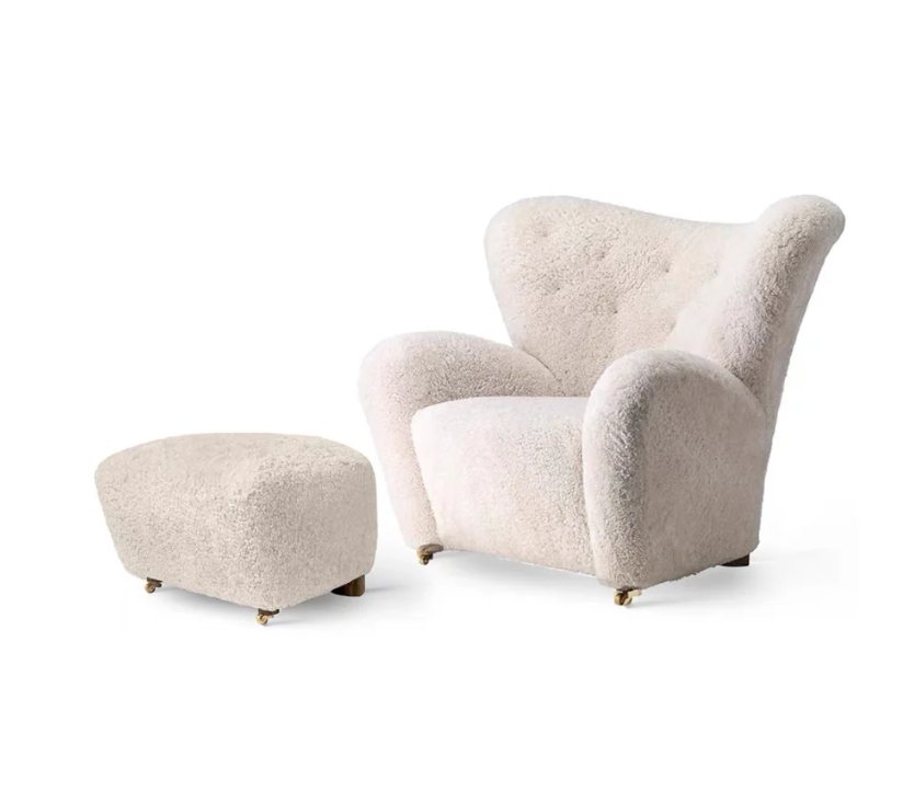 Medium Antique Cream Style Upholstered Chair